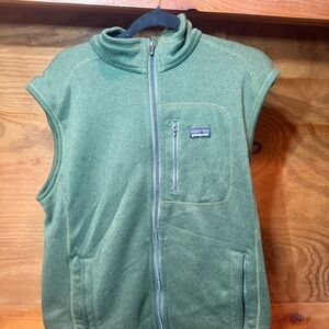 Patagonia Men's Green Fleece Vest
